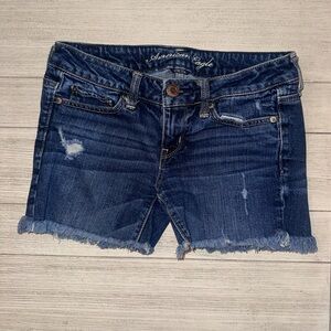 American Eagle Distressed Denim Shorts - Jean shorts